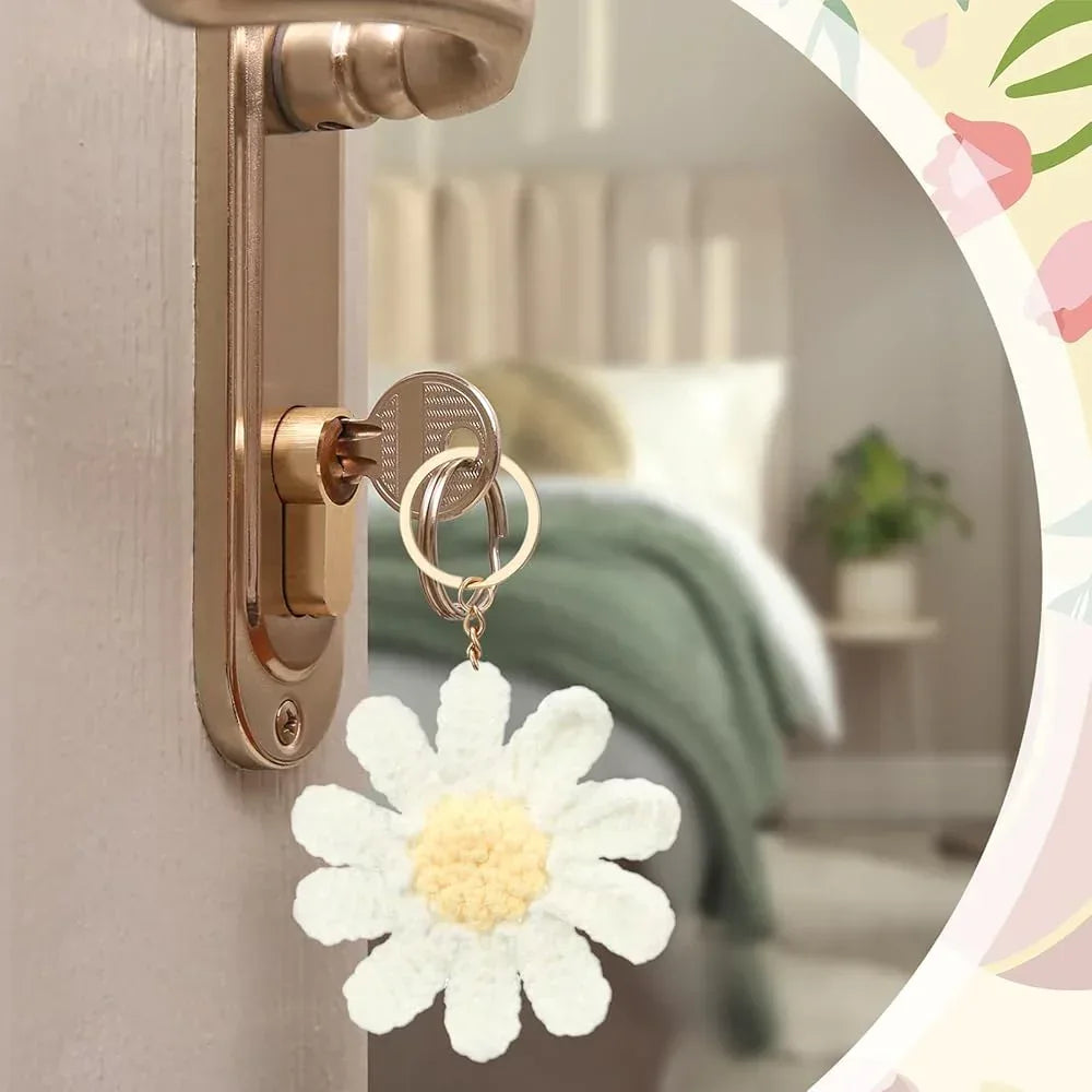 6 Pcs Cute Daisy Keychain - Eazzy Store